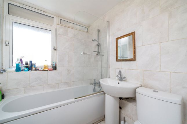 Leff House, 2-12, Winchester Avenue, London photo 4
