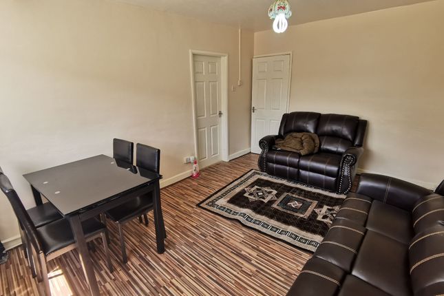 1 Moran Walk, Hulme, Manchester photo 3