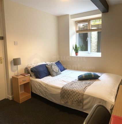 Thumbnail Shared accommodation to rent in St Georges Place, Cheltenham, Gloucestershire
