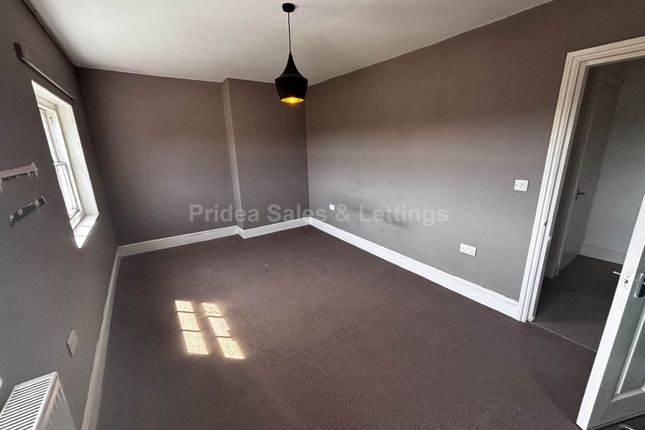 Room 1 Flat 5 Rhodes House, Northgate, Sleaford photo 2