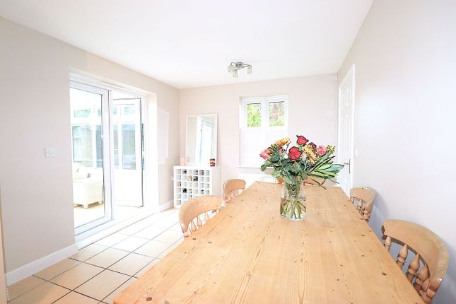 Sandy Lane, Farnborough photo 3