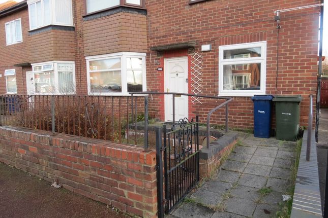 Thumbnail Flat to rent in Silver Lonnen, Newcastle Upon Tyne