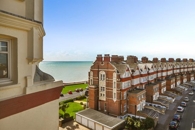 69 The Sackville, De La Warr Parade, Bexhill-On-Sea photo 2