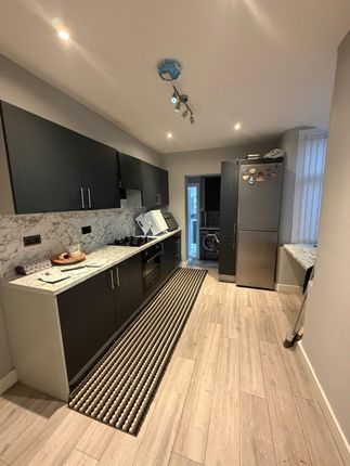 Three Bed Family House - Â£1900