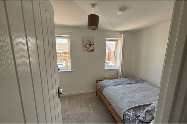 End terrace house for sale in Emperor Way, Chinnor