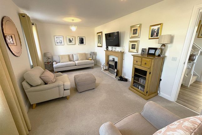 10, Chappell Close, Goole photo 4