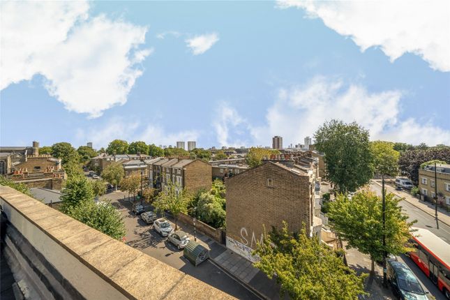Flat 9, Taverners Court, 30, Grove Road, London photo 3