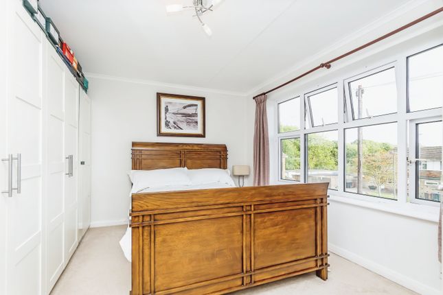 End terrace house for sale in Greenacres, Oxted