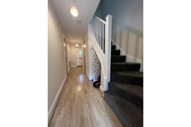 25, Longleat Avenue, Birmingham photo 4