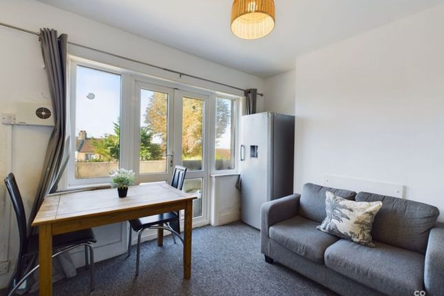 34 Crayford Road, Brighton photo 3