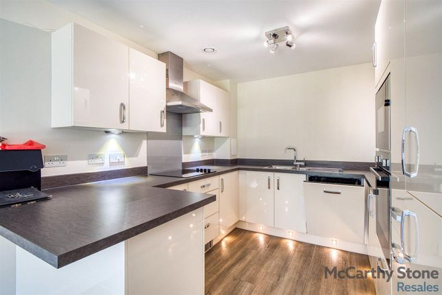 6 Ashbrae, Crookfur Road, Glasgow photo 2