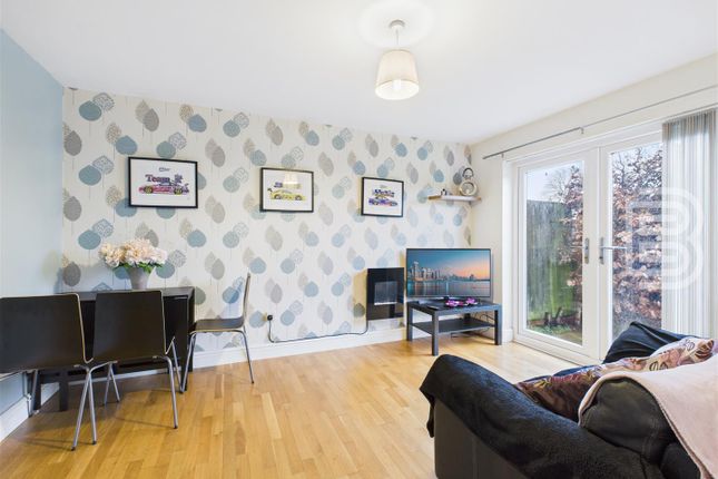 7 Village Mews, Bawnmore Road, Rugby photo 4