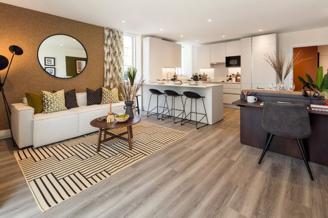 Flat for sale in Granville Road, Childs Hill, London