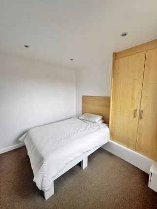 4/6A, Swinley Road, Wigan photo 4