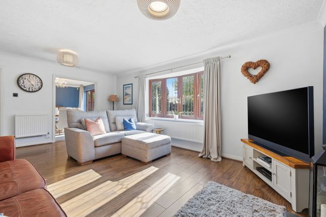 5 Rivenhall, Wickford, Essex photo 3