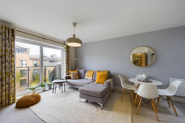 Flat for sale in Blackwell House, The Embankment