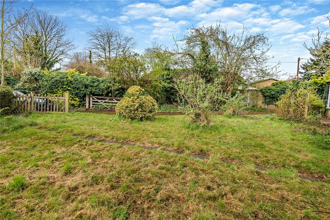 Bungalow for sale in East Lane, Chieveley, Newbury, Berkshire