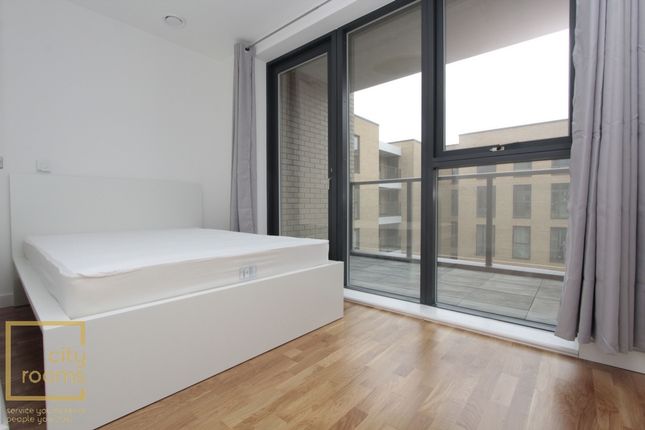 Room To Rent In Centenary Heights Larkwood Avenue