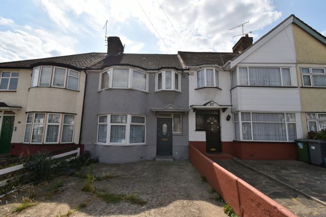 Spacious 3-Bedroom Home Â€“ Grove Way, Wembley Â€“ Â£2,550 Pcm