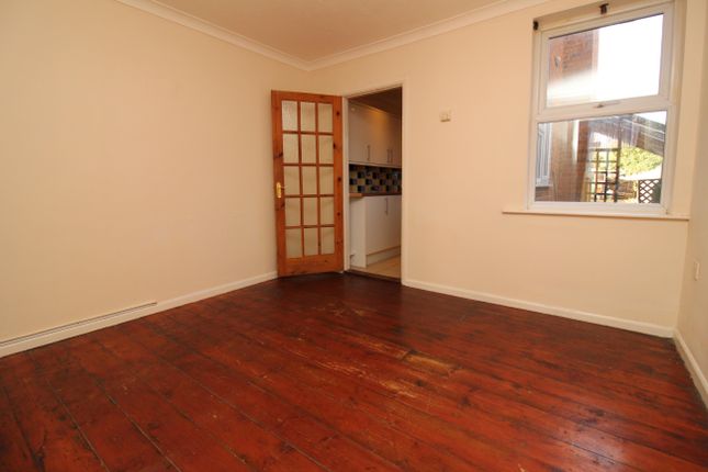 132, COLCHESTER photo 4