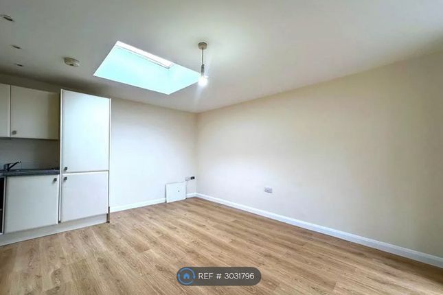 B Salisbury Road, London photo 2