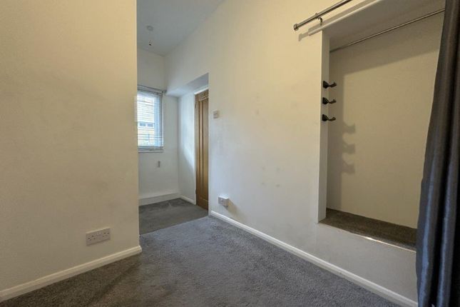 Flat 31a, Golf Road, Deal photo 4