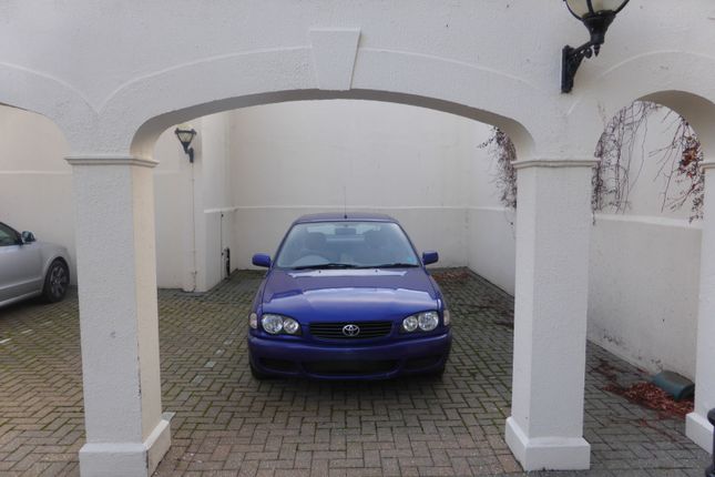 Russell Mews, BRIGHTON photo 3