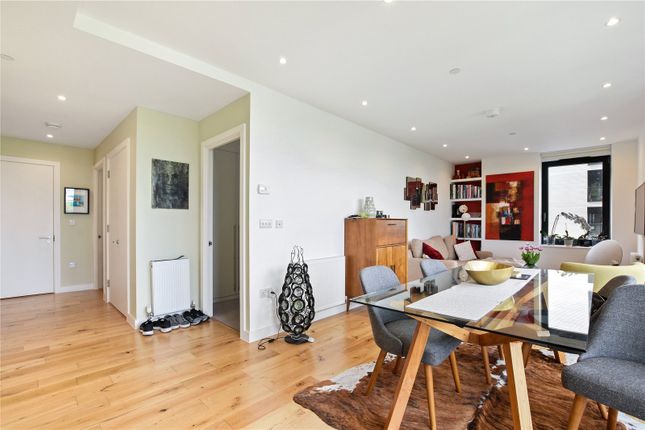 Flat to rent in Regalia Point, 30 Palmers Road, London