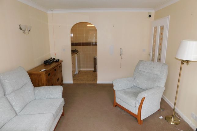 9, Homeborough House, Hythe photo 3