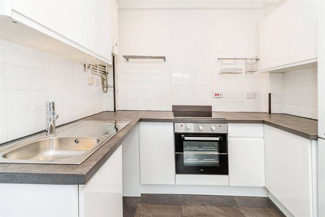 Flat for sale in Rumbridge Street, Totton, Southampton, Hampshire