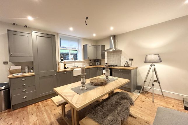 8, Ryburn Terrace, Sowerby Bridge photo 5
