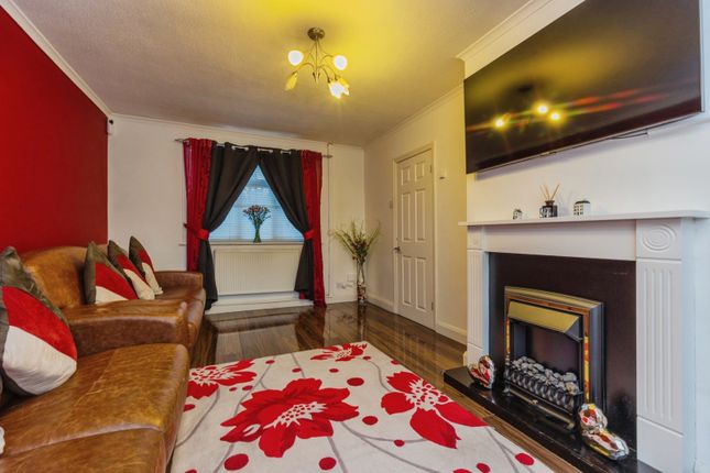 10, Whiteholme Avenue, Manchester photo 3
