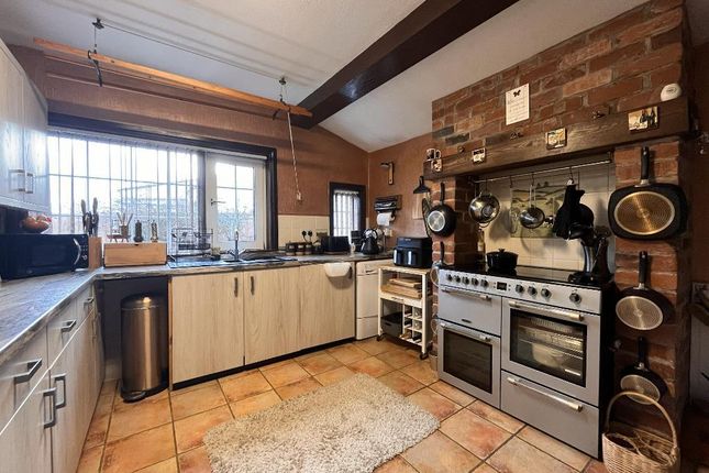 27, Low Road, Morecambe photo 2