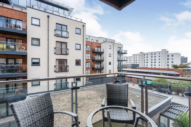 Flat for sale in Channel Way, Southampton