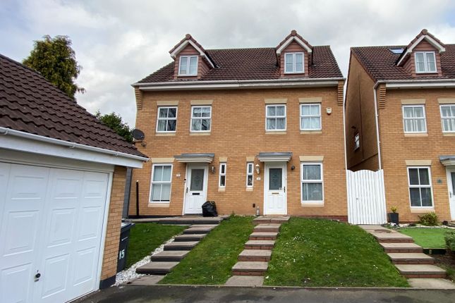 3-bed terraced on 11, Windfall Court, Birmingham, £275,000