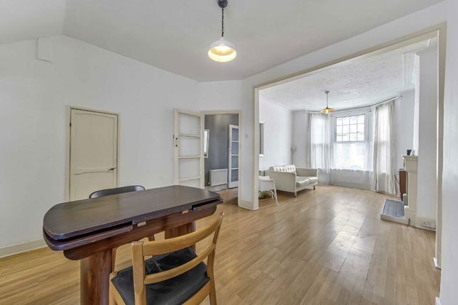 42, Brackenbury Road, London photo 3