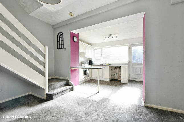 2, Clelland Street, Bolton photo 2