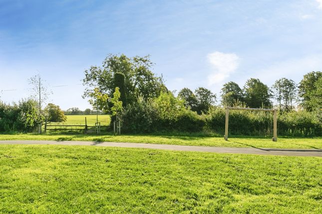Dunlin Way, Winsford photo 3