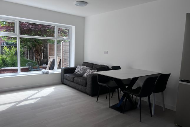 12, Billing Avenue, Manchester photo 5