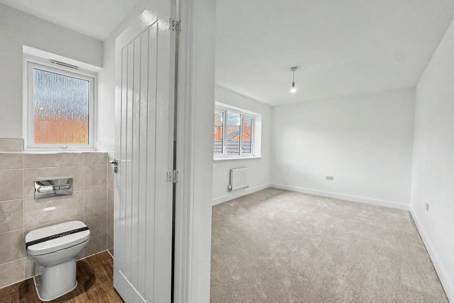 6, Boar Grove, Stowmarket photo 4