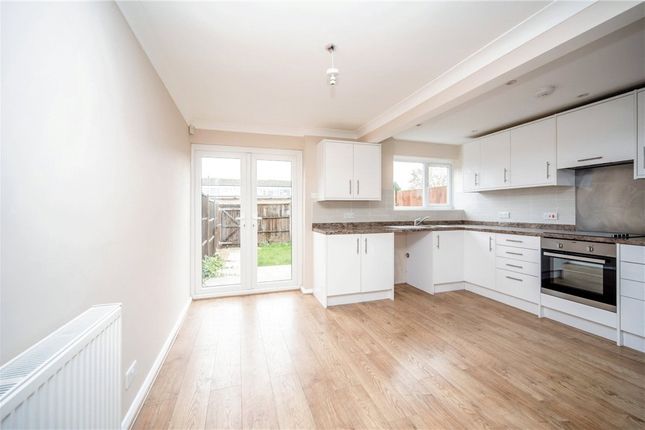 13, Morgans Close, Bedford photo 3