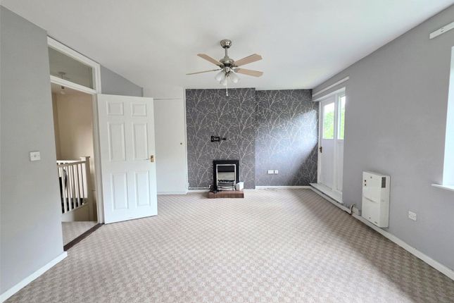 Flat 12 Acorn Court, 1538, Bristol Road South, Birmingham photo 2