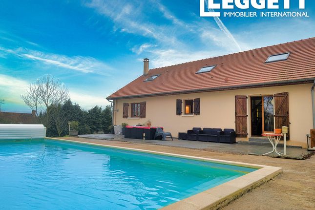 Thumbnail Villa for sale in Saint-Georges-Les-Landes, Haute-Vienne, Nouvelle-Aquitaine
