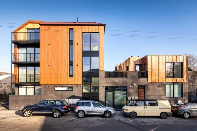 Duplex to rent in Bartley Street, Bedminster