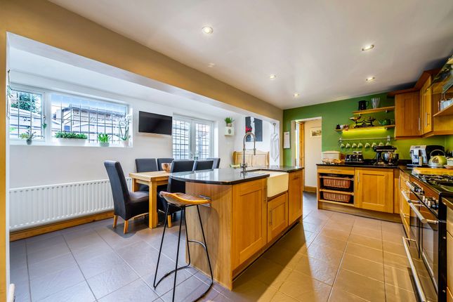 1 Fern Villas Symonds Road, Rochester photo 4