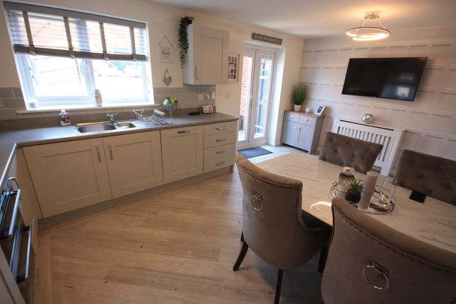 34, Bambury Drive, Stoke On Trent photo 4