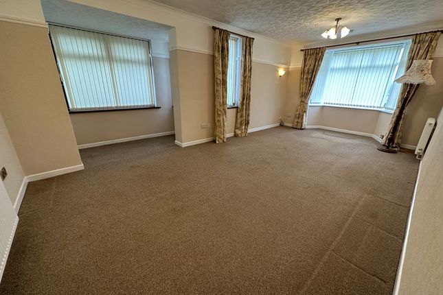 Bungalow to rent in Jacks Green, Creeting St. Mary, Ipswich