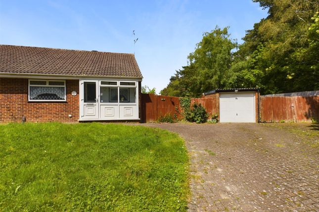 Bungalow for sale in Hocken Mead, Pound Hill, Crawley