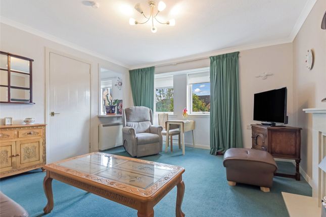 17, Schaw Drive, Glasgow photo 2