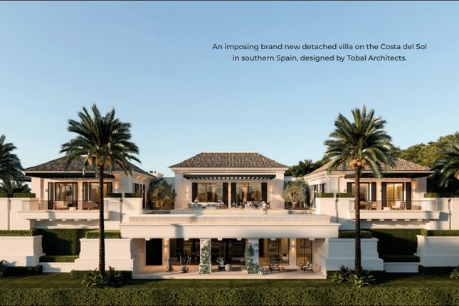 Villa for sale in Av. Del Coral, 42, 29688 Estepona, Málaga, Spain